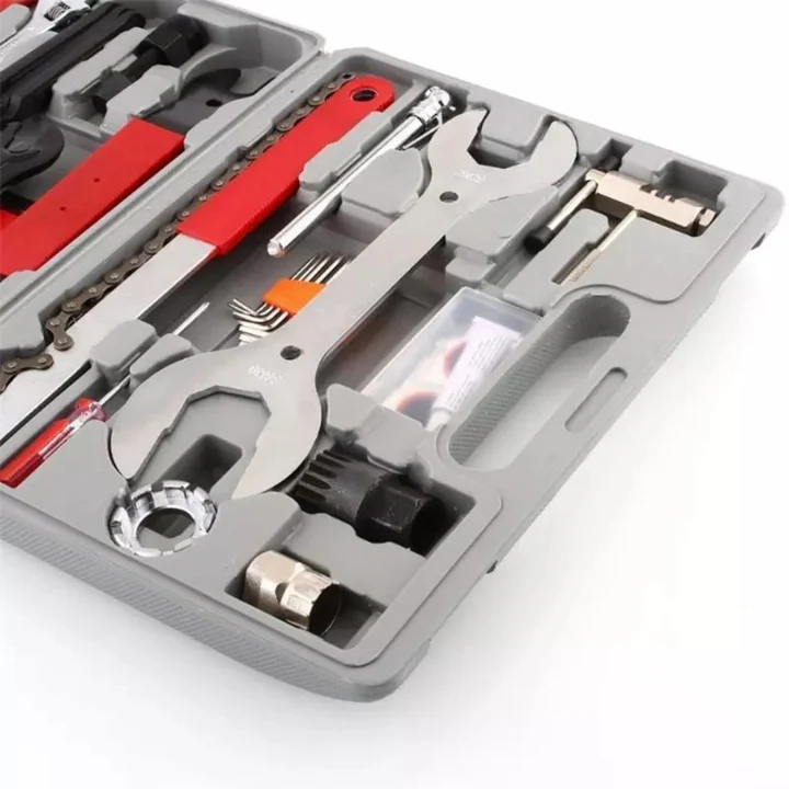 UNIVERSAL BICYCLE TOOL KIT - 44 PIECES - Image 4